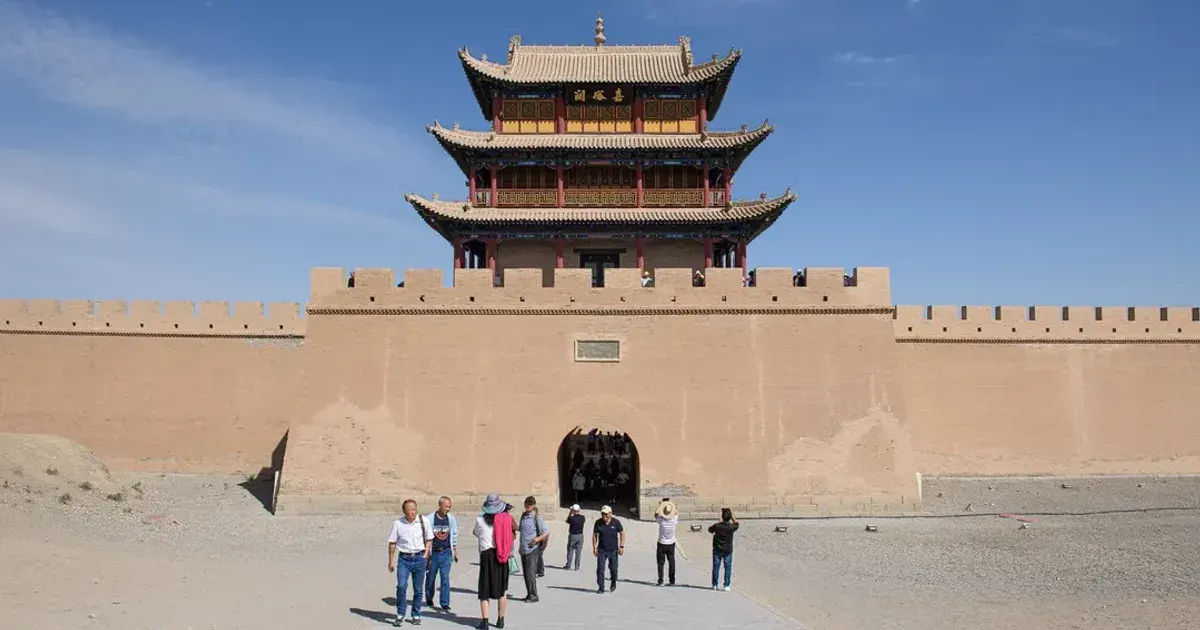Overhanging Great Wall travel photo