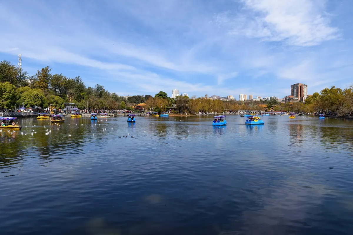 Green Lake Park (翠湖公园, Cuìhú Gōngyuán), Kunming