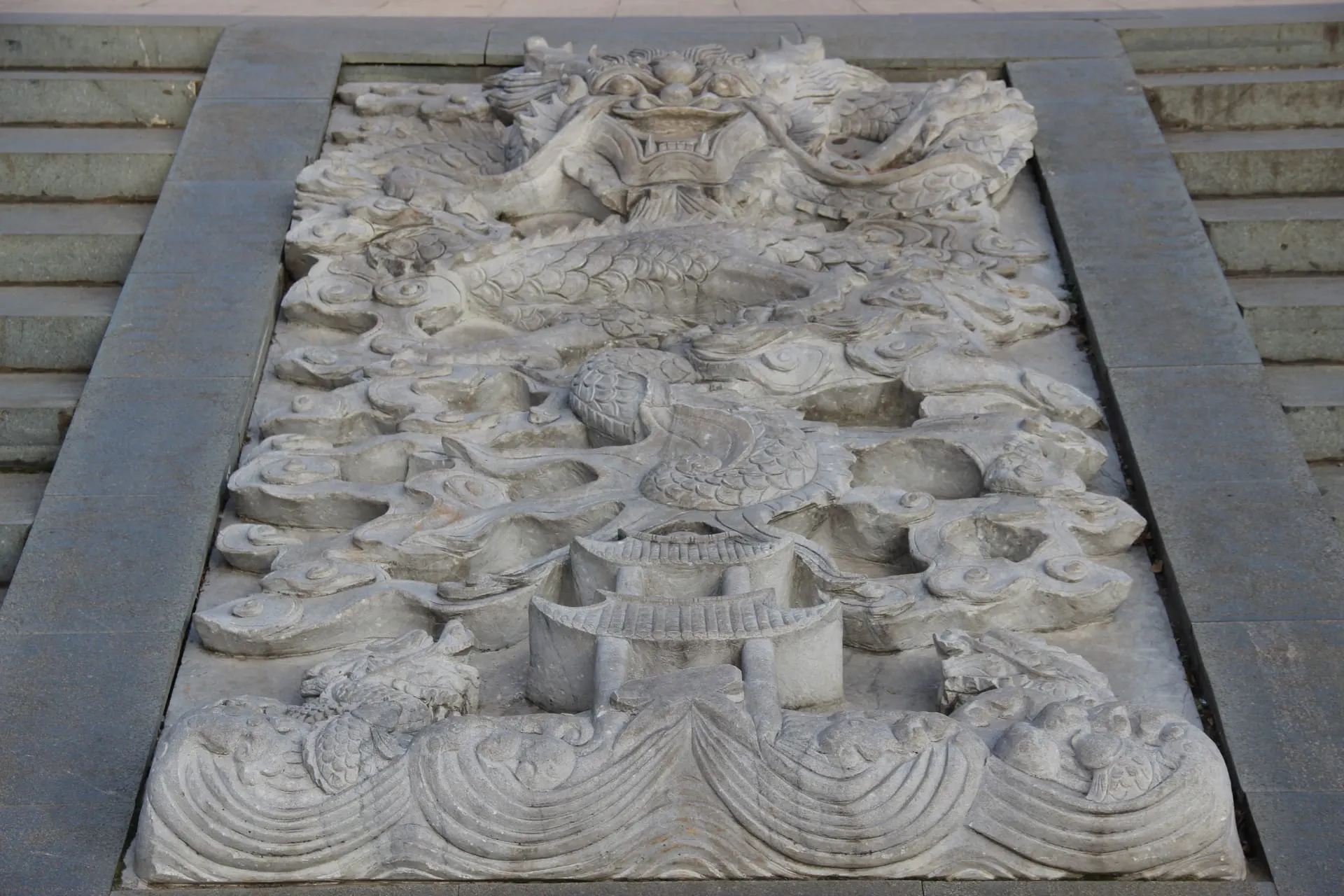 Shengjin Pagoda (绳金塔)