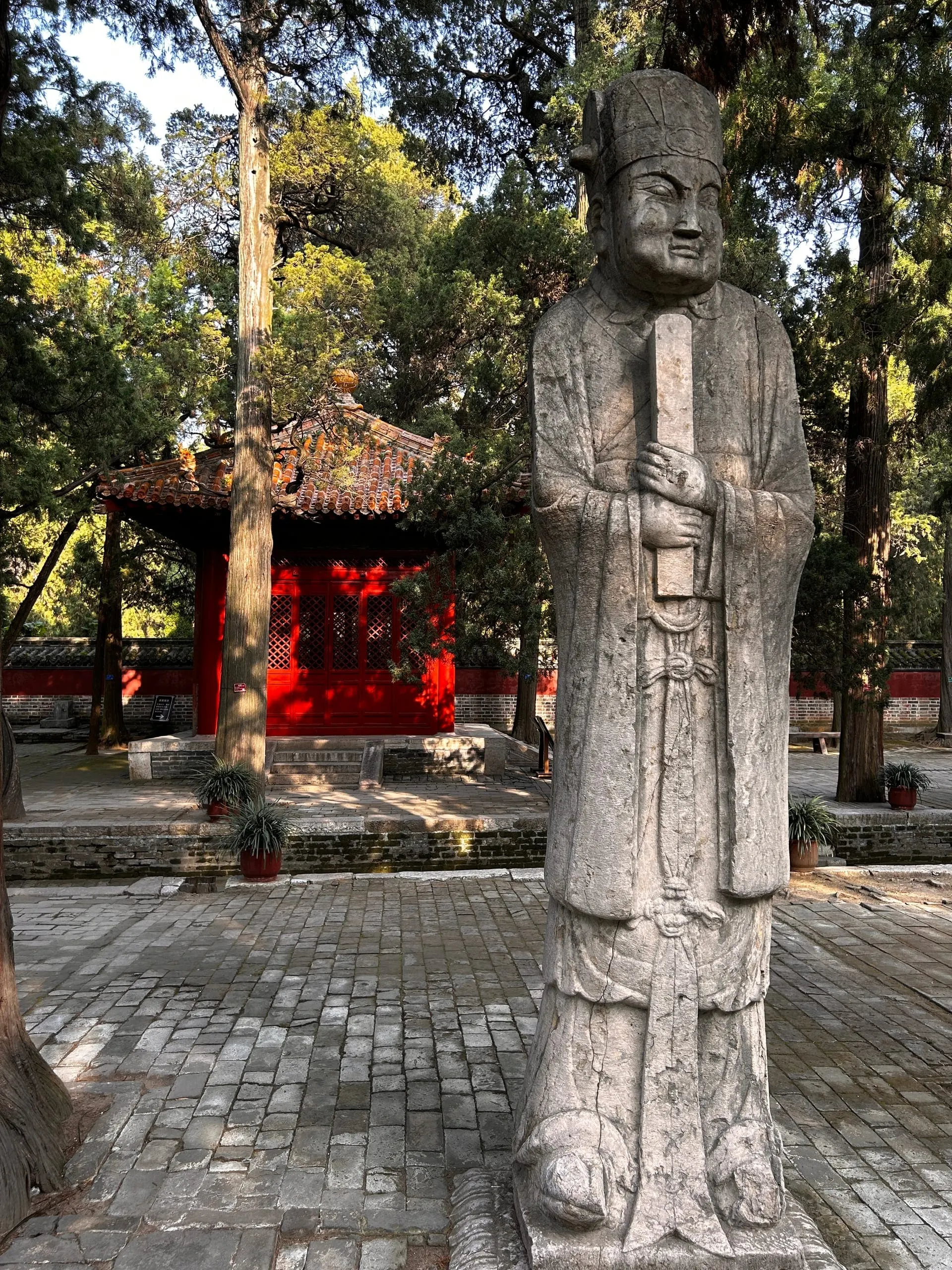 Cemetery of Confucius (孔林, Kǒng Lín)