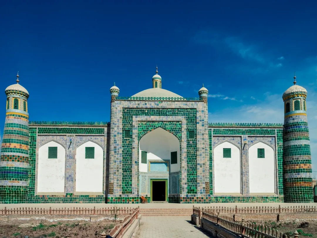 Apak Khoja Tomb (Fragrant Concubine Tomb)