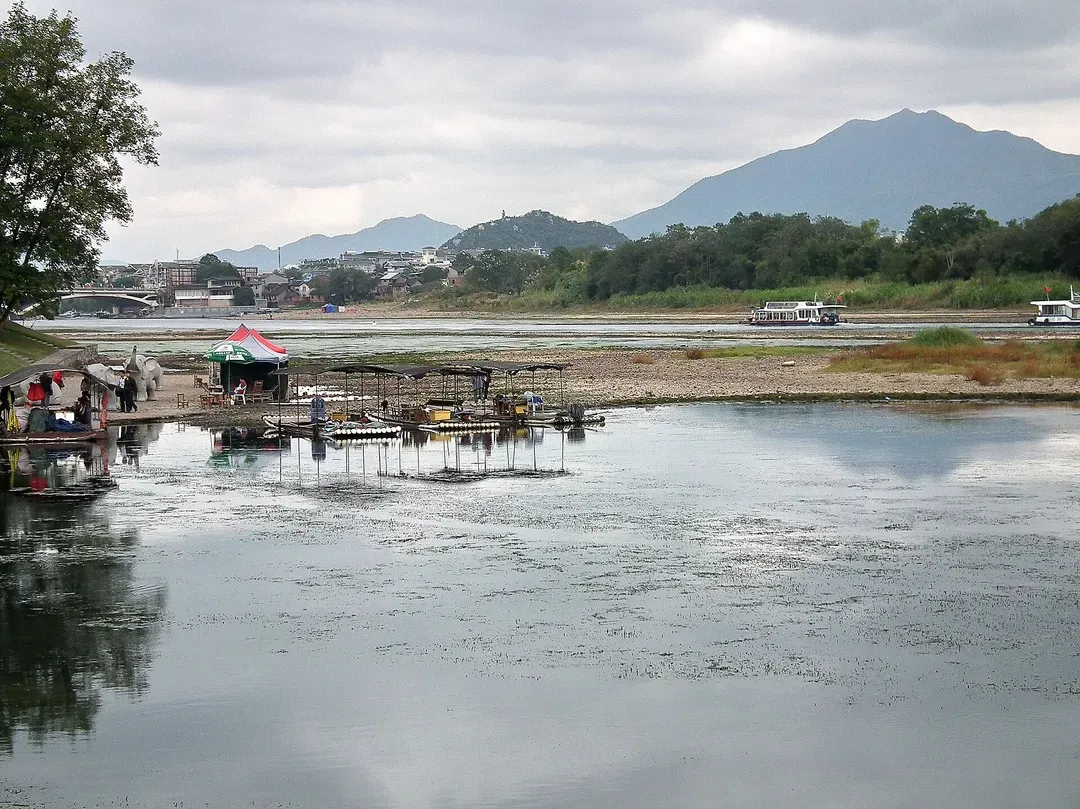 Li River Drift (Dilong Tour)