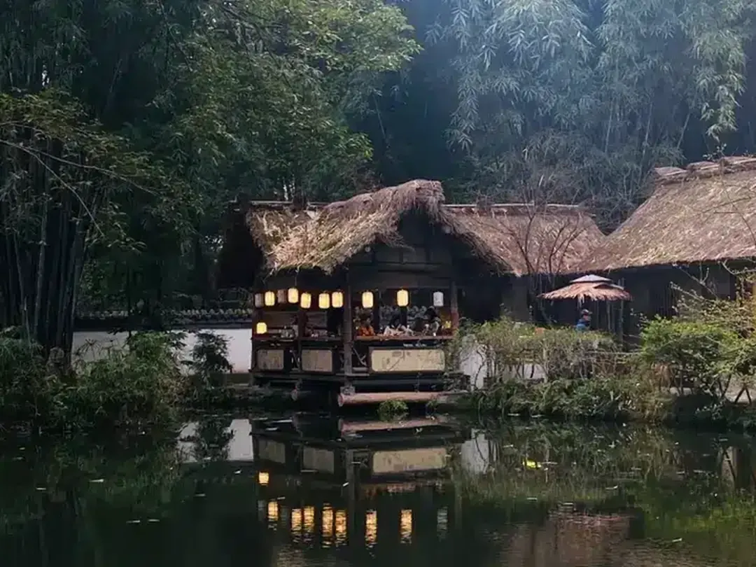 Du Fu's Thatched Cottage