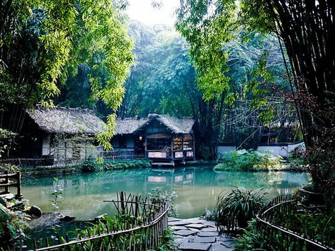 Du Fu's Thatched Cottage