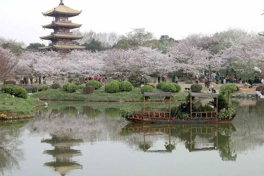 East Lake (Donghu)