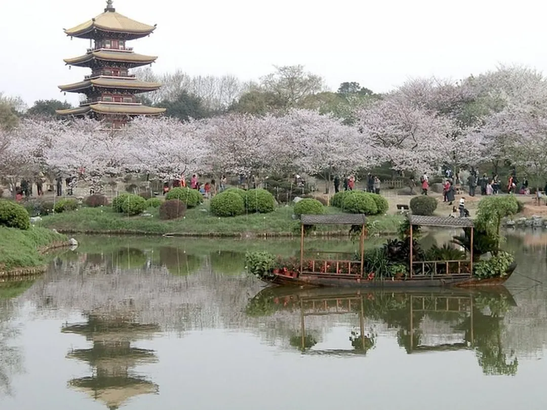 East Lake (Donghu)