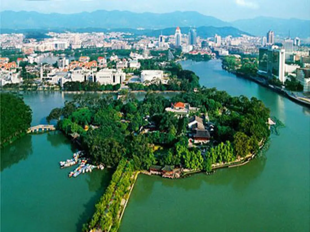 Fuzhou West Lake