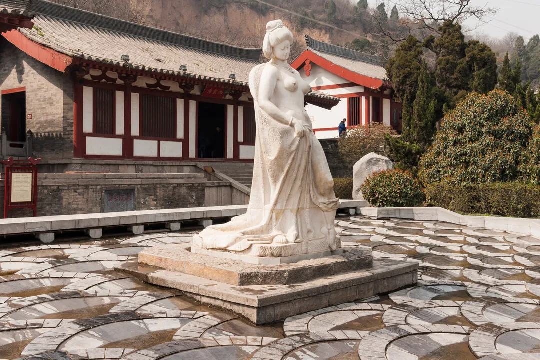 Huaqing Pool