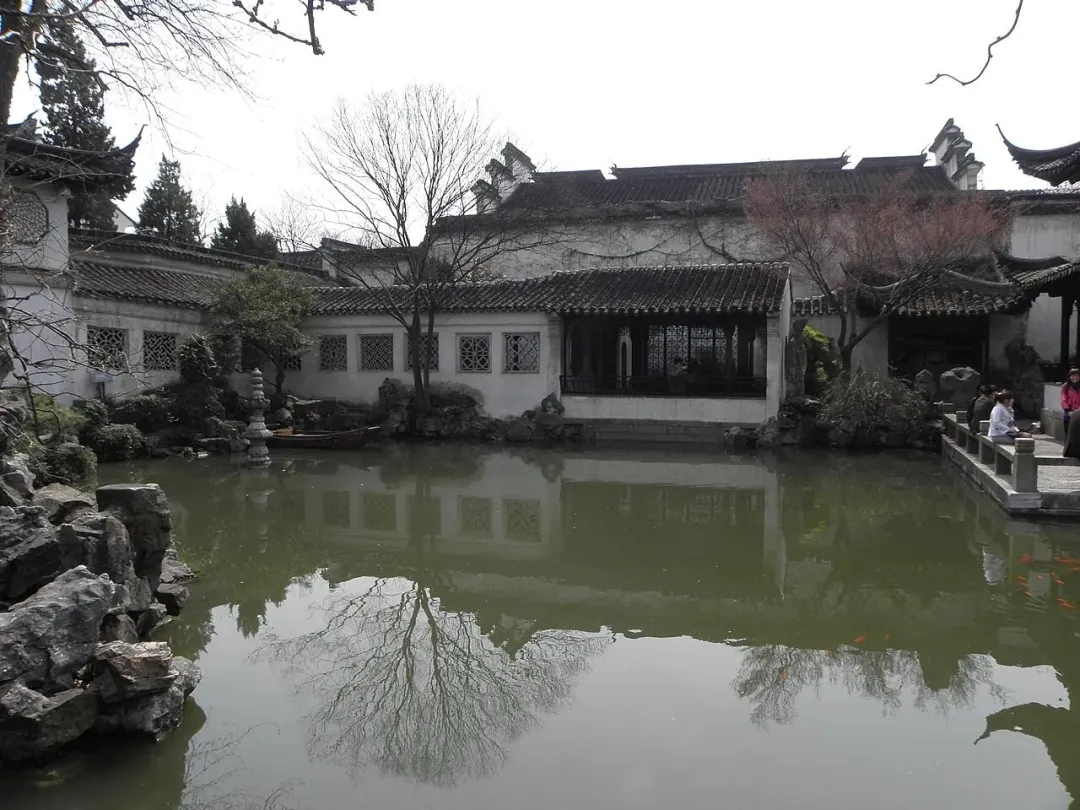 Lingering Garden