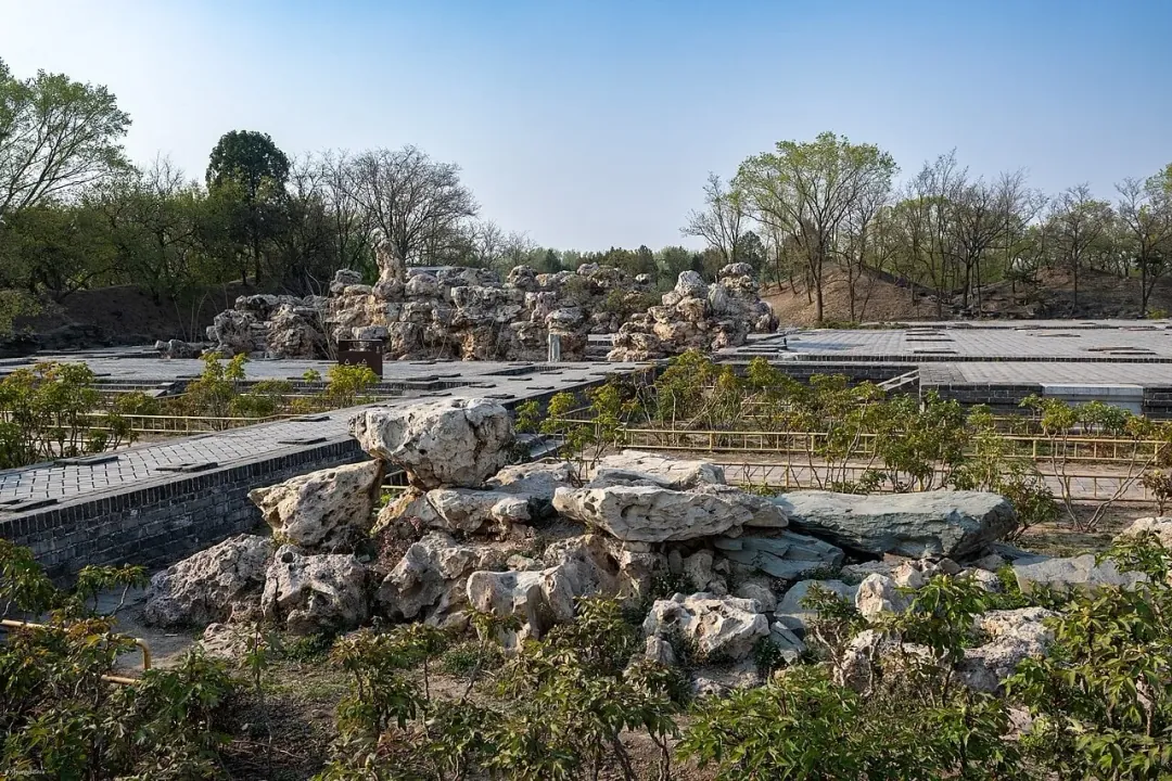 Old Summer Palace Ruins Park