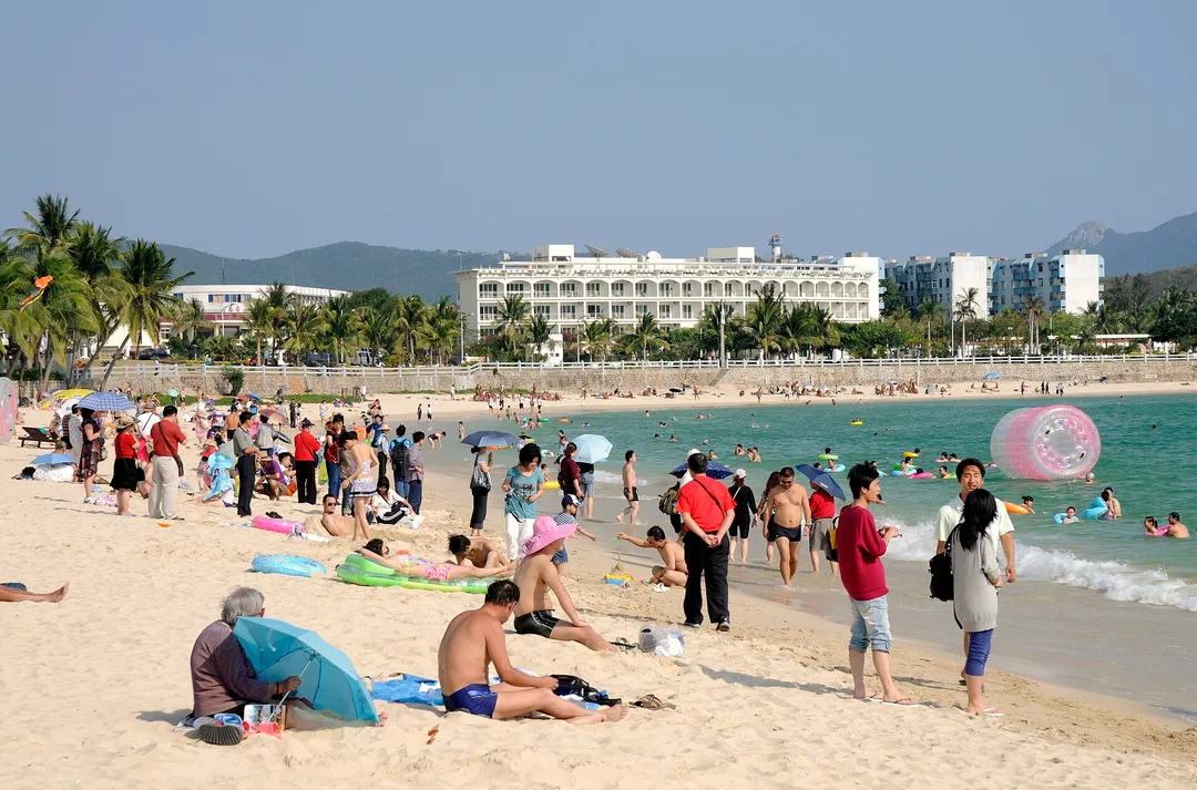 Dadonghai Beach, Sanya, China