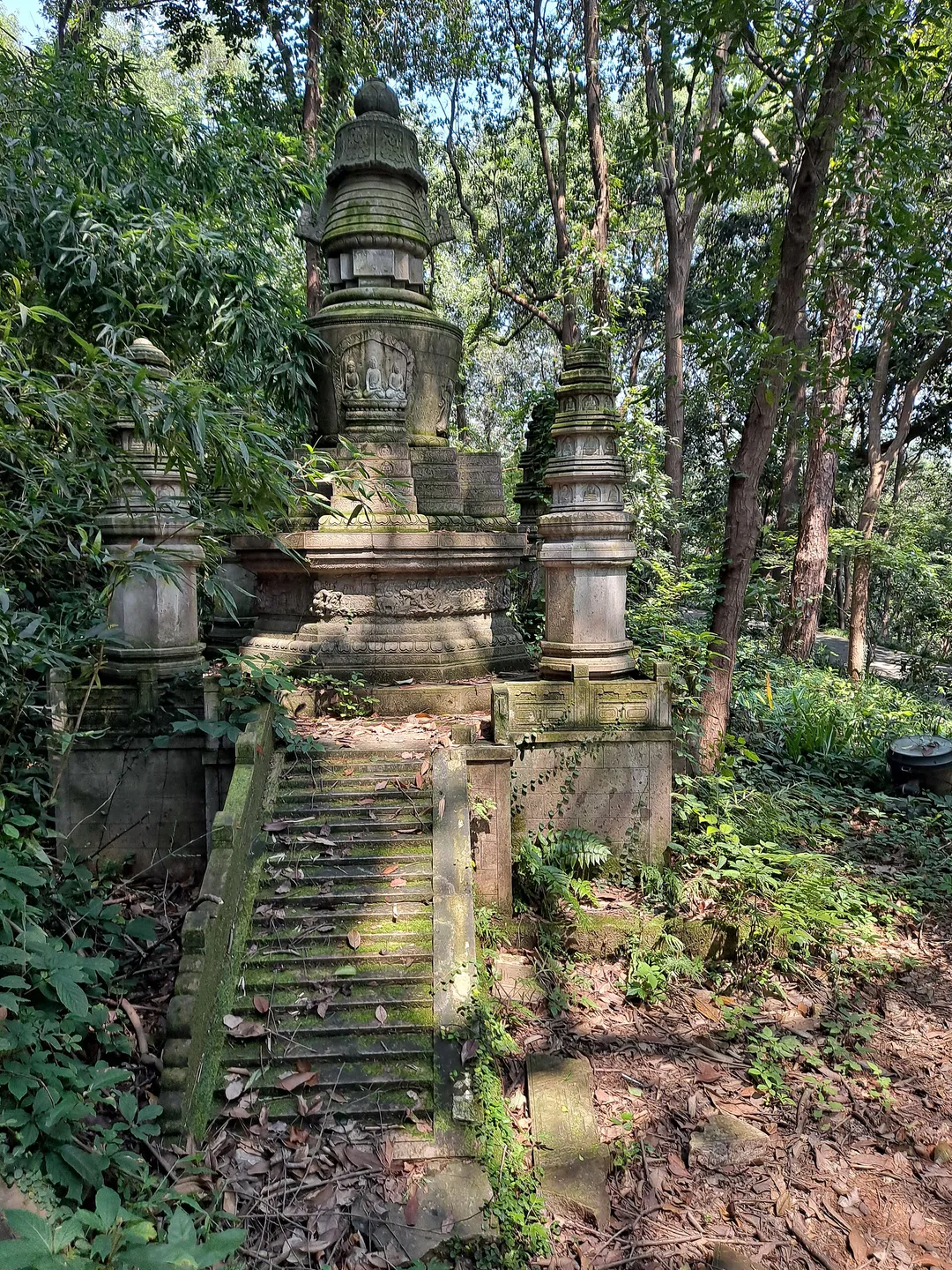Six Harmonies Pagoda