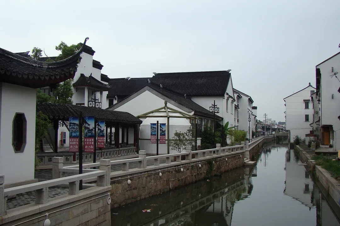 visit-tongli-water-town