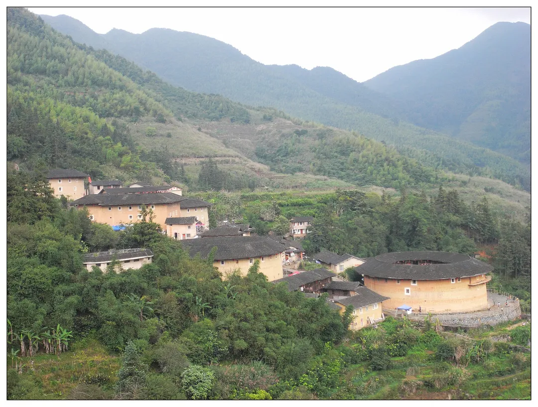 Fujian Tulou — Nanjing Cluster
