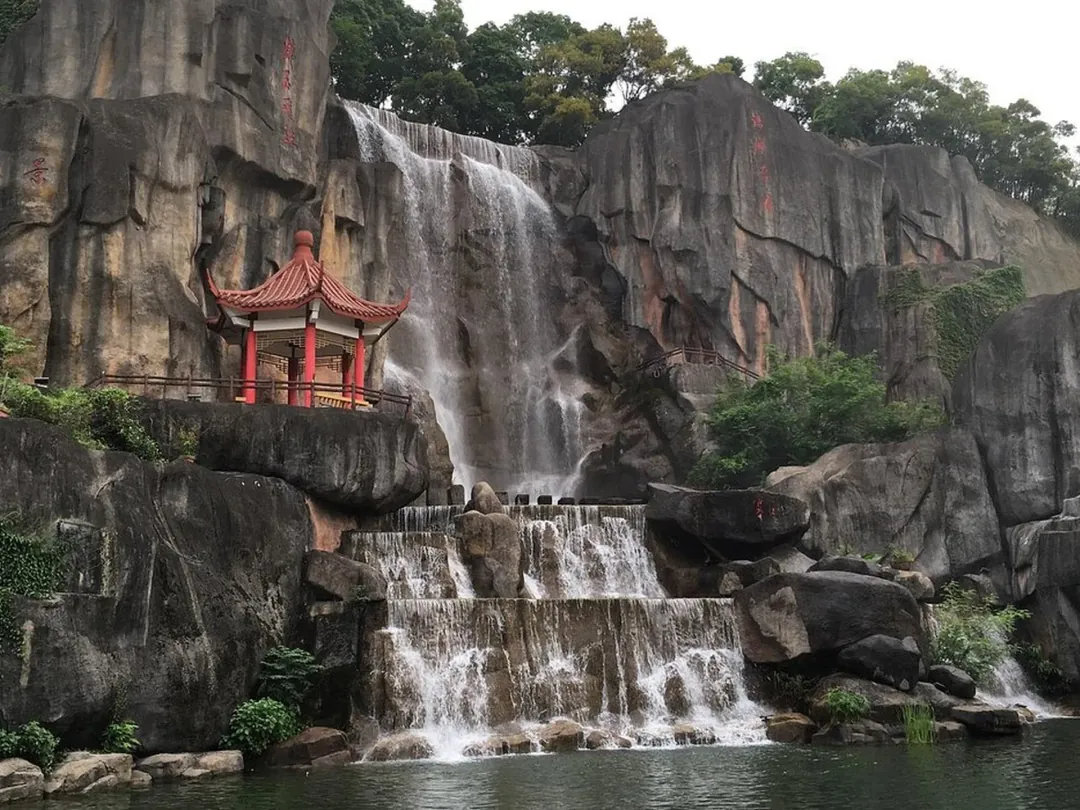 Scenes from Fuzhou (JX), China