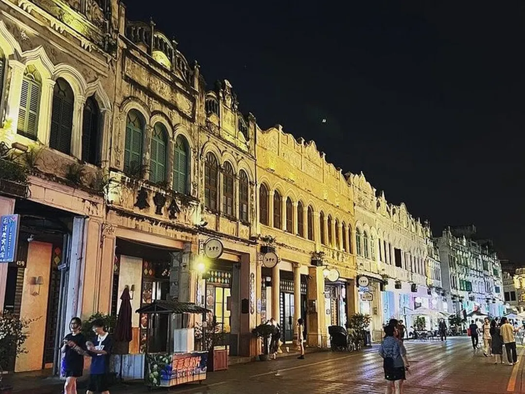 Scenes from Haikou, China