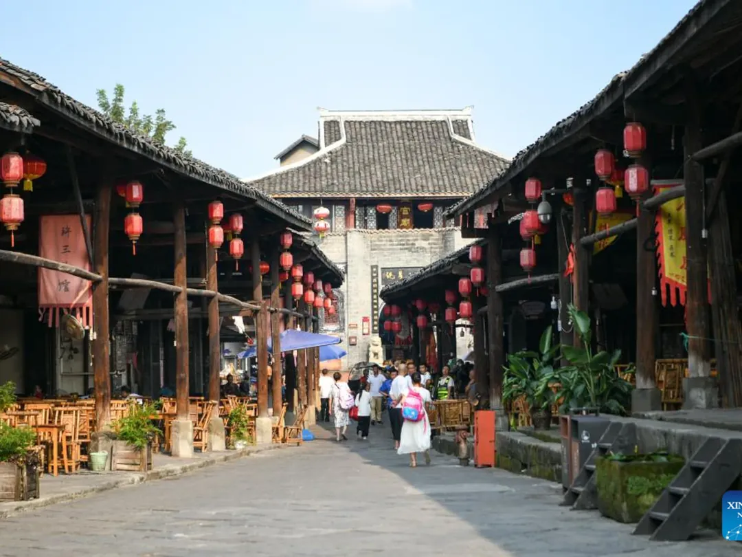 Scenes from Leshan, China