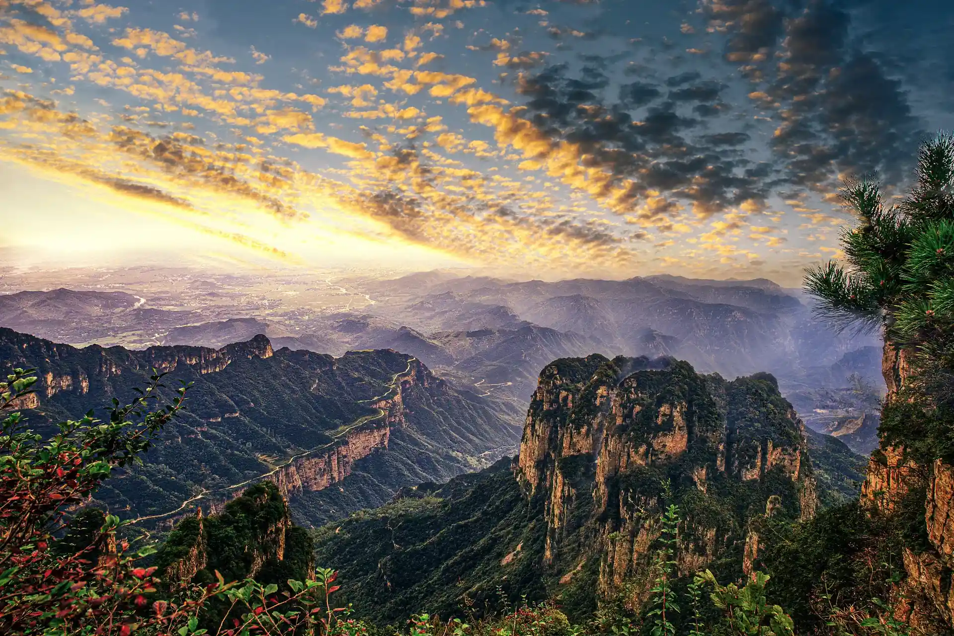 Lvliang — China travel