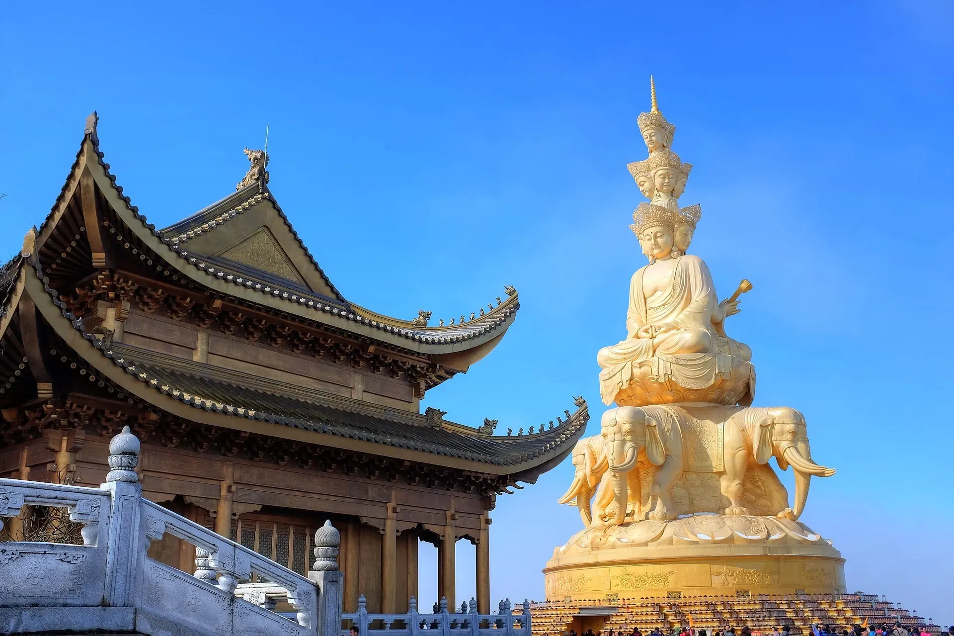 Emei City (Mount Emei) — China travel
