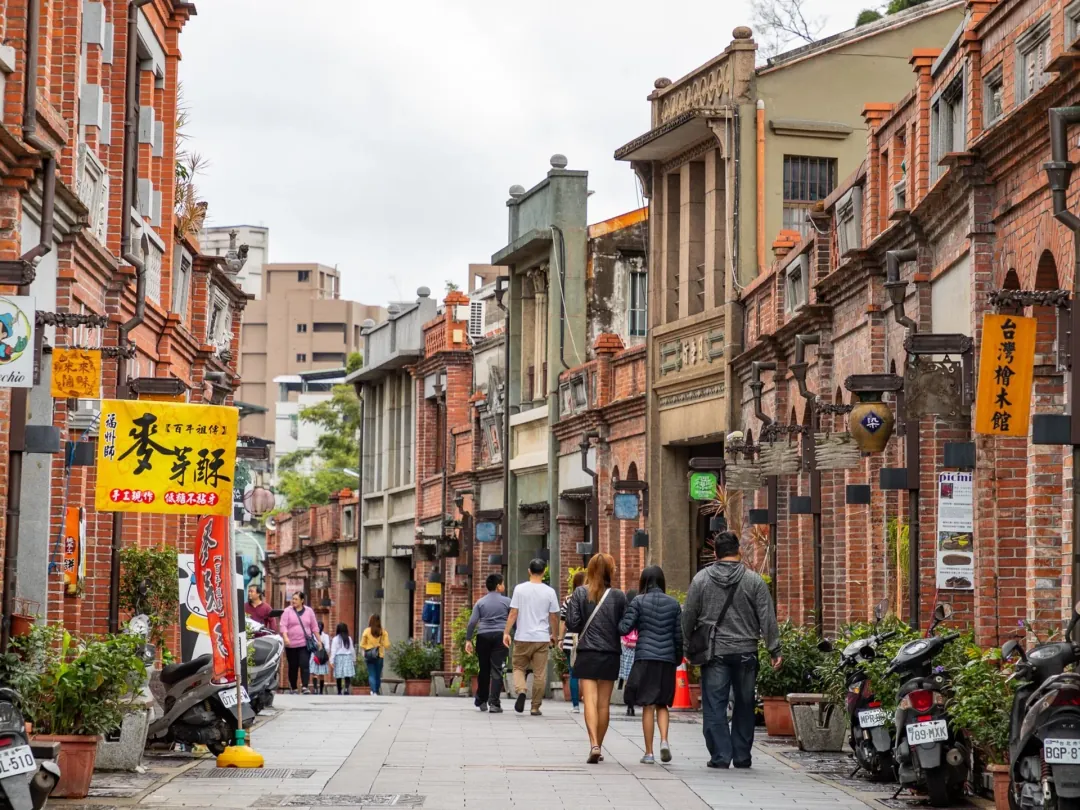 Scenes from Sanmenxia, China
