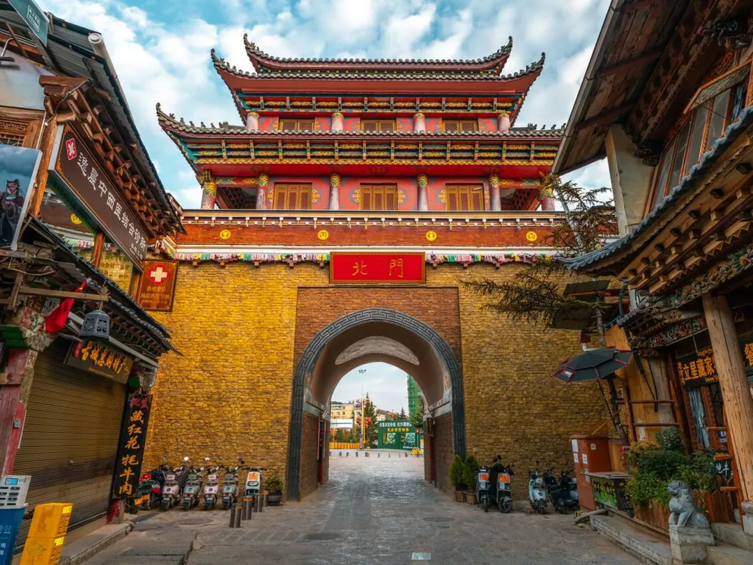visit-shangri-la-altitude