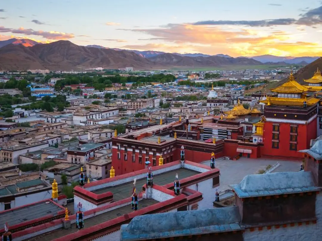 Scenes from Shigatse, China