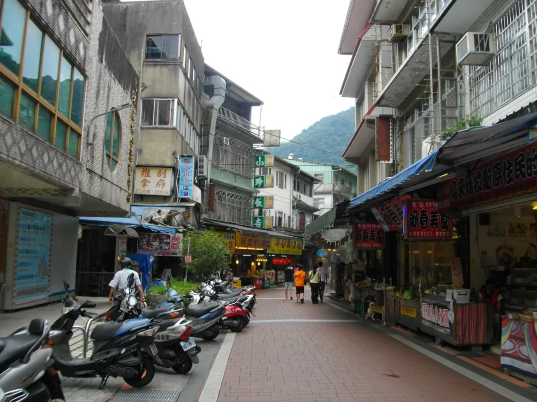Scenes from Wulong, China