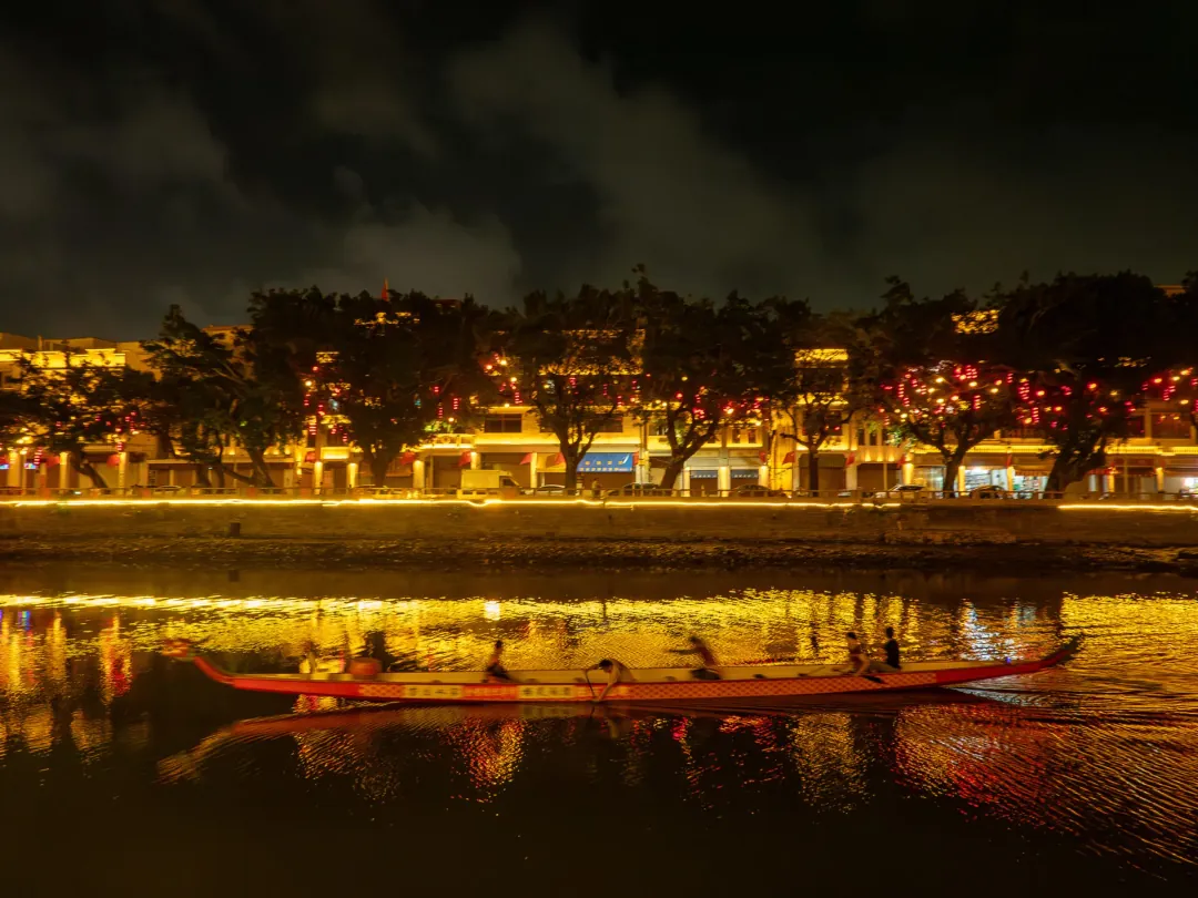 Scenes from Yangjiang, China