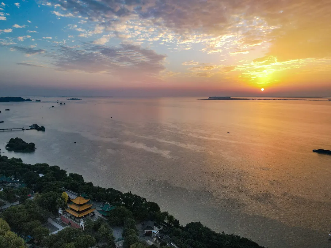 Scenes from Yueyang, China