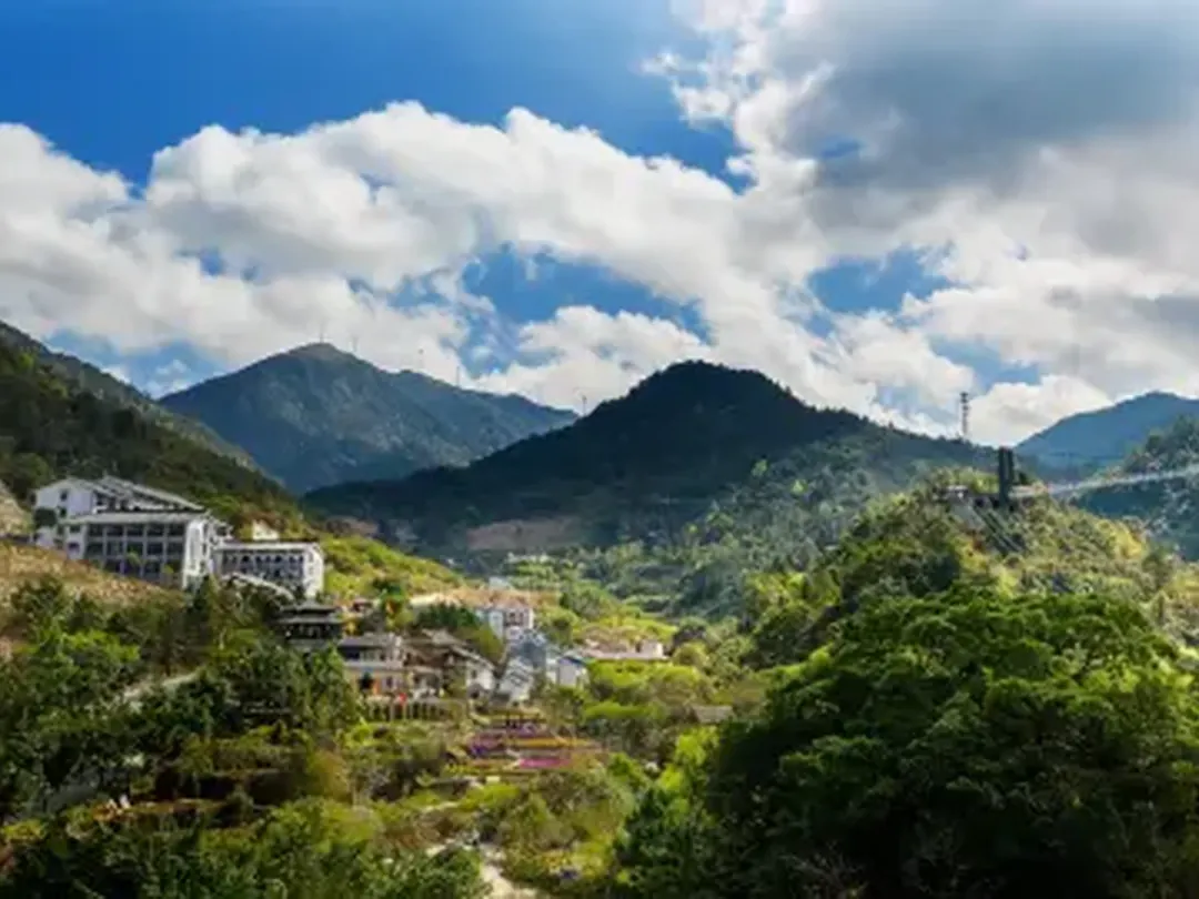 Scenes from Yunfu, China